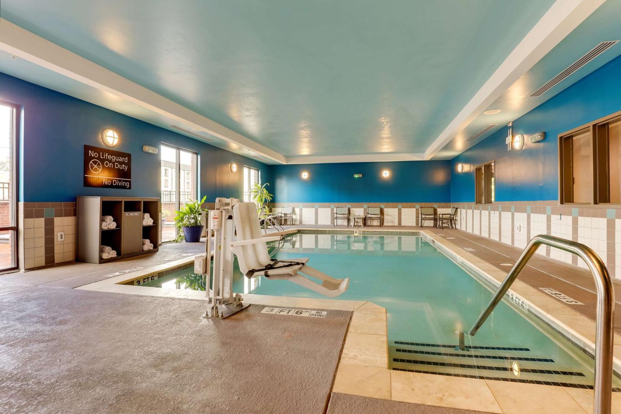 Hampton Inn And Suites Rome, Ga Экстерьер фото